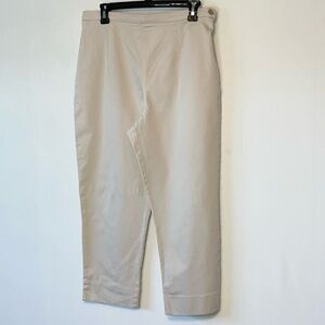 Tribella Sport Capris Off White Ivory Ladies Pants Size 12 Side Zip.